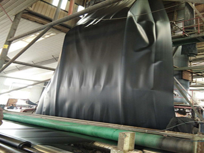 江西垃圾场土工膜采用什么标准的？一般设计规格多少？