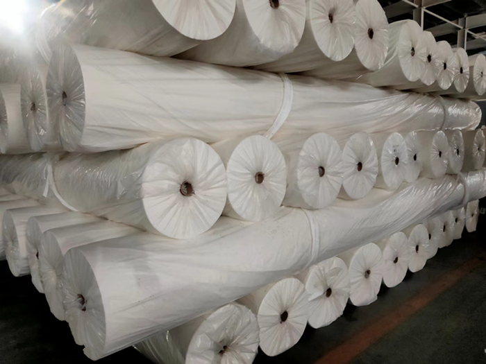 西藏透水土工布的特点是什么？