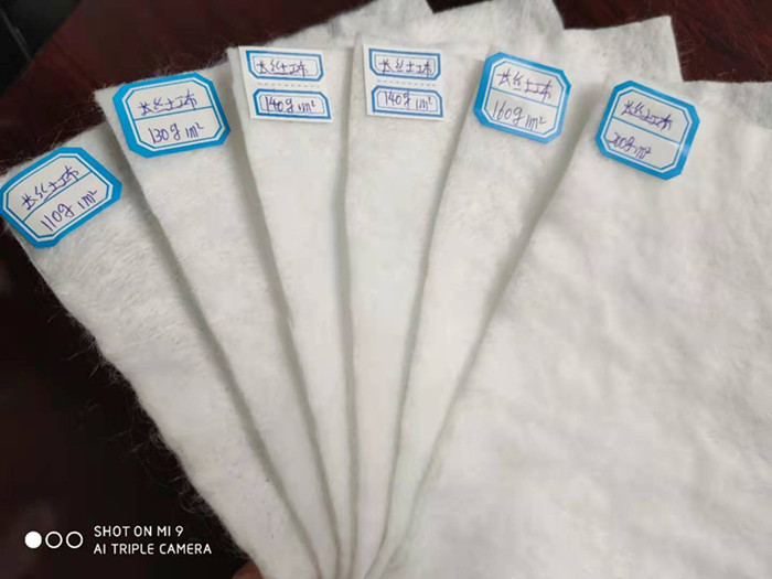 西藏聚酯长丝土工布是什么？有什么特点？