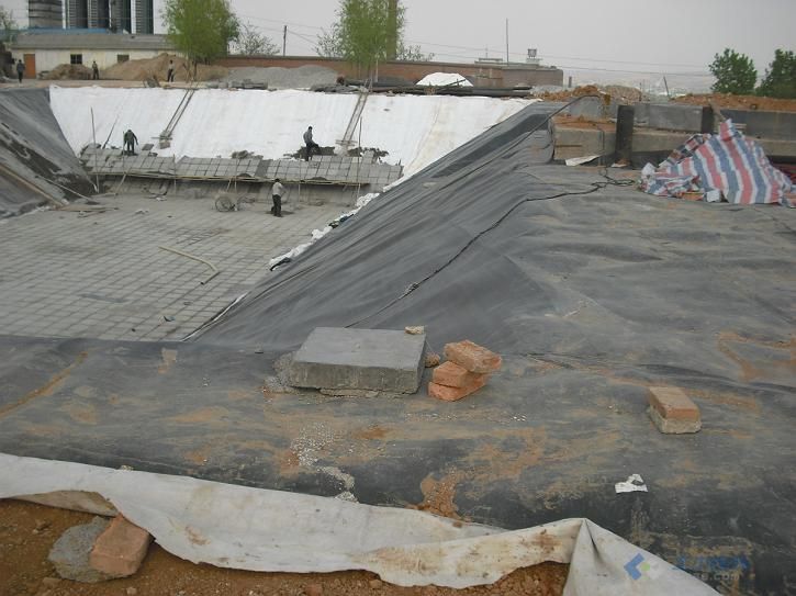 江西一布一膜一平方多少钱？